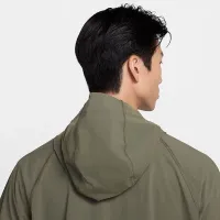 Nike Tech мужские Woven Куртка цвет зеленый