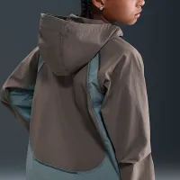 Nike Tech Big детские (для мальчиков) Woven Куртка цвет серый