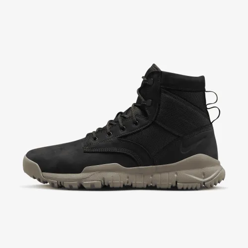 Nike SFB 6