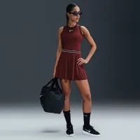 NikeCourt Slam жіноча Dri-FIT Tennis Костюм колір червоний