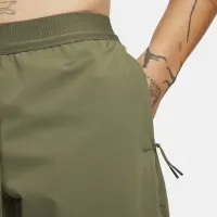 Nike A.P.S. мужские Dri-FIT Woven Versatile Pants цвет зеленый