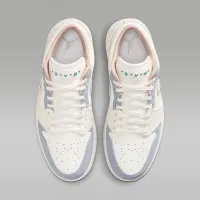 Nike Air Jordan 1 Low женская Кроссовки цвет белый