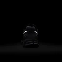 Nike Zoom Vomero 5 женская Кроссовки цвет фиолетовый