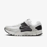 Nike Zoom Vomero 5 чоловічі Кросівки колір білий
