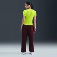 Nike Sportswear Chill Knit женская Slim футболка цвет зеленый