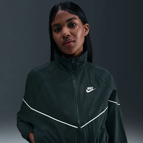 Nike Sportswear Windrunner женская Woven Куртка цвет зеленый