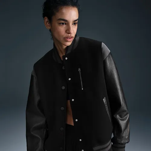 Nike Sportswear Destroyer жіноча Куртка колір чорний