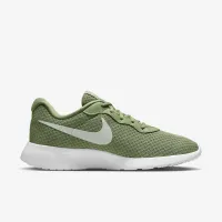 Nike Tanjun EasyOn мужские Кроссовки цвет зеленый