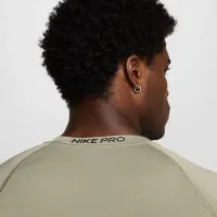 Nike Pro чоловічі Dri-FIT Tight Long-Sleeve Fitness Top колір зелений