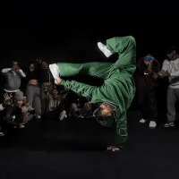 Nike Air Force 1 LE Big дитячі Кросівки колір білий