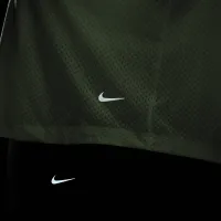 Nike One Classic Breathe женская Dri-FIT Short-Sleeve Top (большие размеры) цвет зеленый