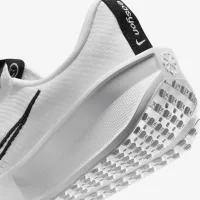 Nike Interact Run EasyOn женская Road Running Кроссовки цвет белый