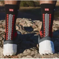 Шкарпетки COMPRESSPORT PRO RACING SOCKS V4.0 TRAIL (XU00048B-906)