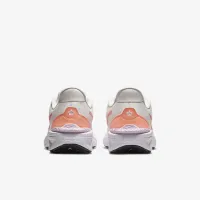 Nike Star Runner 4 Big детские Road Running Кроссовки цвет белый