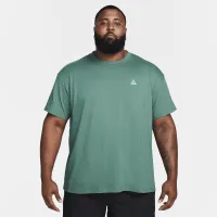 Nike ACG мужские футболка цвет зеленый