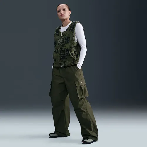 Nike Sportswear жіноча Mid-Rise оверсайз Woven Cargo Pants колір зелений