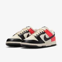 Nike Dunk Low SE жіноча Кросівки колір червоний