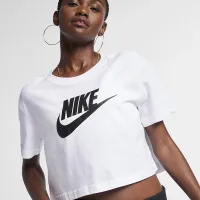 Nike Sportswear Essential жіноча Cropped Logo футболка колір білий