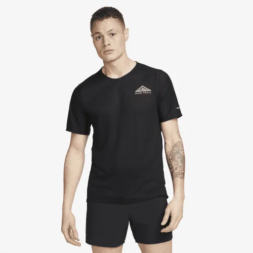 Nike Trail Solar Chase чоловічі Dri-FIT Short-Sleeve Running Top колір чорний