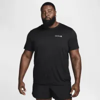 Nike чоловічі Dri-FIT Fitness футболка колір чорний
