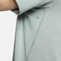 Nike Primary чоловічі Dri-FIT Short-Sleeve Versatile Top колір зелений