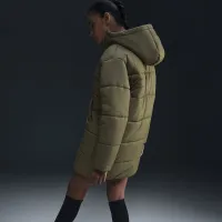 Nike Sportswear Classic Puffer женская Therma-FIT Loose Parka цвет зеленый