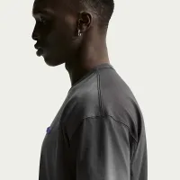 Nike Sportswear Premium Essentials футболка колір сірий