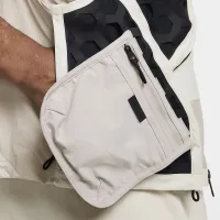 Nike ISPA Mille Vest цвет серый