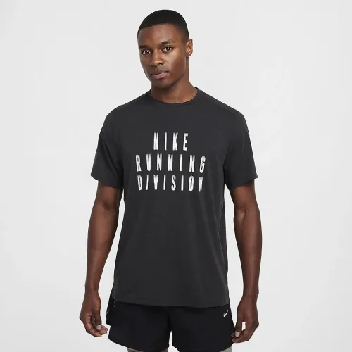 Nike Rise 365 Running Division чоловічі Dri-FIT Short-Sleeve Running Top колір чорний