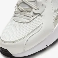 Nike Air Max Excee жіноча Кросівки колір білий