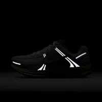 Nike Zoom Vomero 5 жіноча Кросівки колір білий