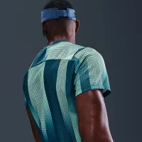 NikeCourt Victory чоловічі Dri-FIT Tennis Top блакитний