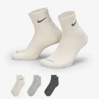 Nike Everyday Plus Cushioned тренувальні Ankle шкарпетки (3 пар) різнокольорові