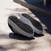 Кроссовки adidas Sportswear VL Court Bold IH9995 - Черные