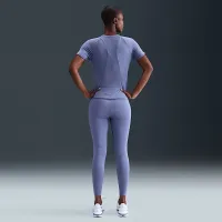 Nike Swift жіноча Dri-FIT Short-Sleeve Running Top блакитний