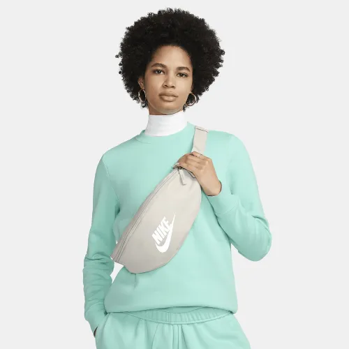 Nike Heritage Waistpack (3L) цвет коричневый