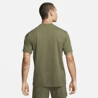 Nike Primary чоловічі Dri-FIT Short-Sleeve Versatile Top колір зелений