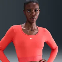 Nike Pro жіноча Dri-FIT Cropped Long-Sleeve Top колір червоний