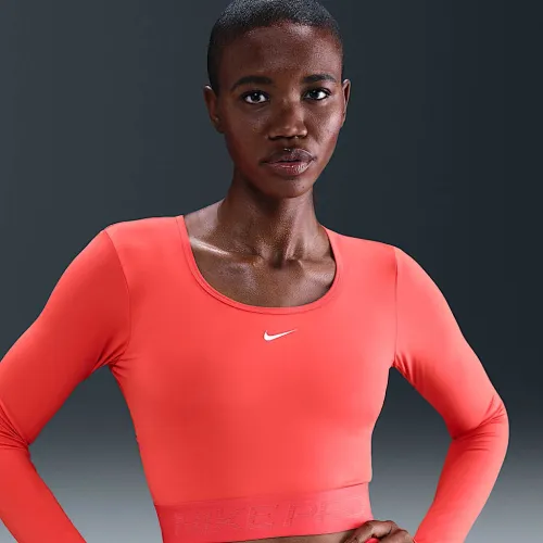 Nike Pro жіноча Dri-FIT Cropped Long-Sleeve Top колір червоний