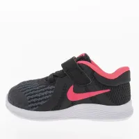 Кроссовки Nike Revolution 4 943308-004 - Черные