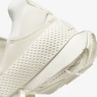 Nike Go FlyEase жіноча Easy On/Off Кросівки колір коричневий