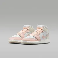 Nike Air Jordan 1 Mid SE Big дитячі Кросівки колір білий