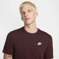 Nike Sportswear Club чоловічі футболка колір червоний