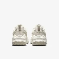 Nike Tech Hera жіноча Кросівки колір сірий