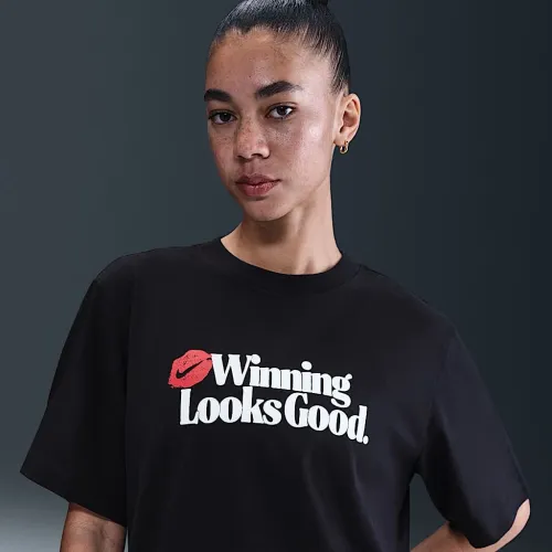 Nike Essential жіноча футболка колір чорний