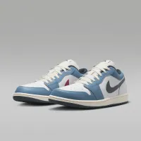 Nike Air Jordan 1 Low SE чоловічі Кросівки колір білий