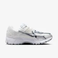 Nike Zoom Vomero 5 Gold женская Кроссовки цвет белый