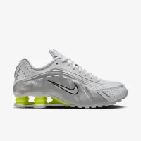 Nike Shox R4 жіноча Кросівки колір білий