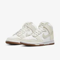 Nike Dunk High жіноча Кросівки колір білий