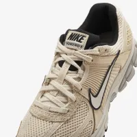 Nike Zoom Vomero 5 жіноча Кросівки колір білий